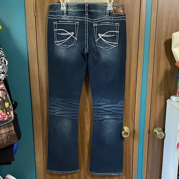 Silver Jeans Dark Blue Boot Cut Denim EUC - Picture 2 of 8